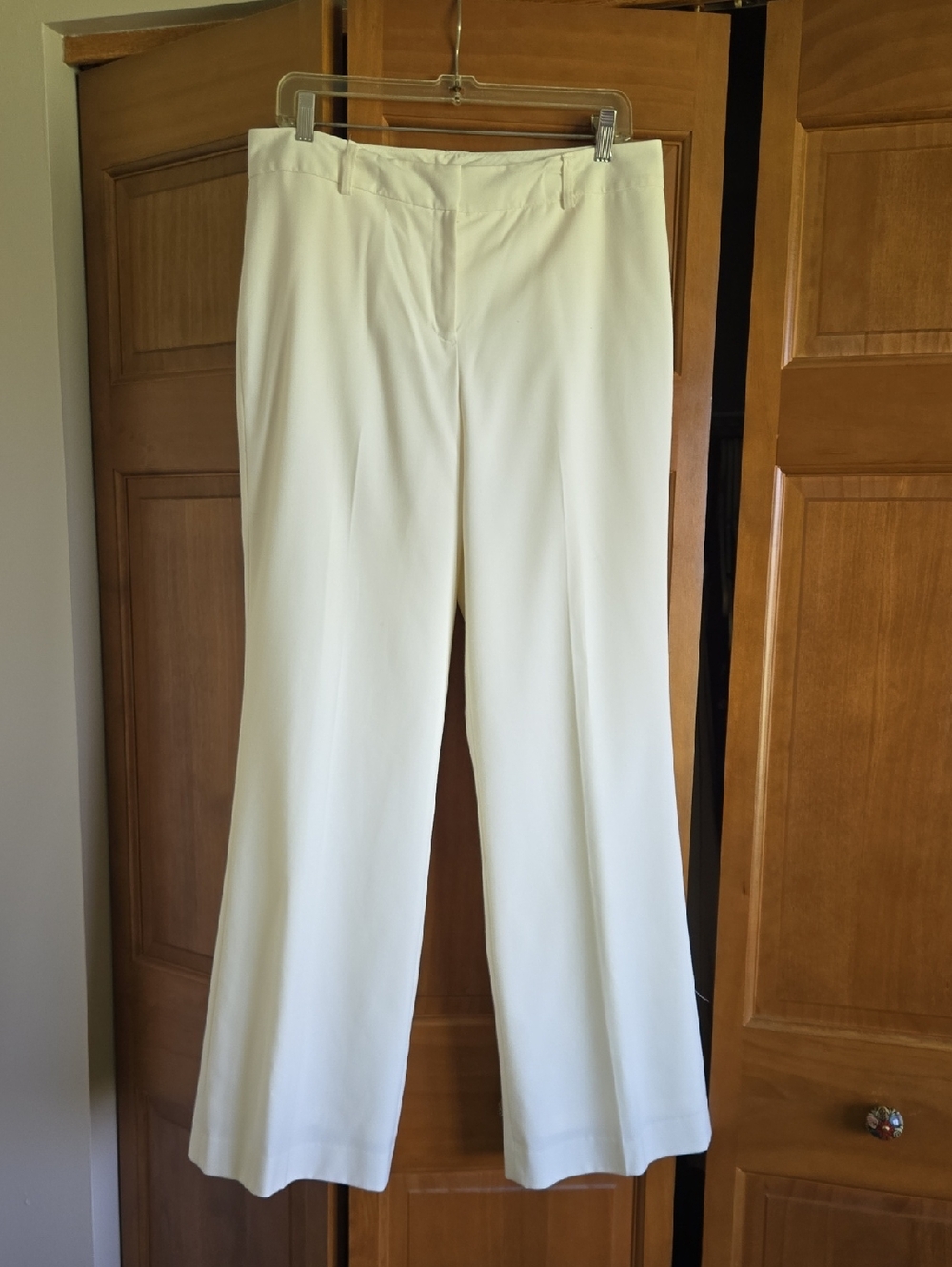 Casual Corner Women's Cream Straight-Leg Dress Pants